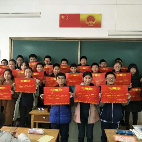 洛城一中美育纪实 ◆聚力三会喜迎新春，携手共创美好未来