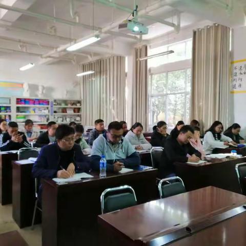 拾一缕明媚，与温暖同行——散旦中心小学数学专题研训活动