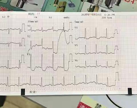 防疫就诊两不误，抢救重症冲锋在前