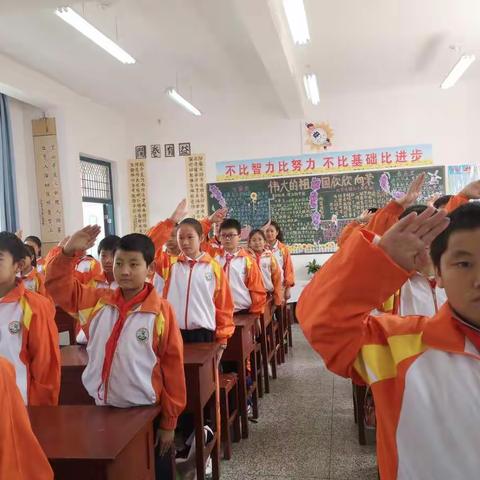 南诏镇为民小学“国旗在我心，我为新中国唱首歌”主题活动