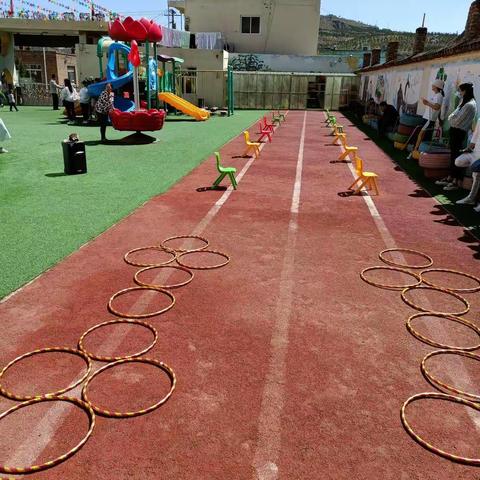 “半日开放，陪伴成长”——王家砭镇中心幼儿园幼小一班半日开放活动