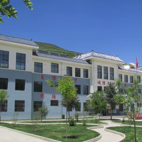 心相印    共奋进——秦许乡上阿阳小学家长会及家访活动掠影