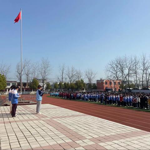 淮南市潘集区泥河中学每月一主题教育活动三月“学雷锋”活动总结