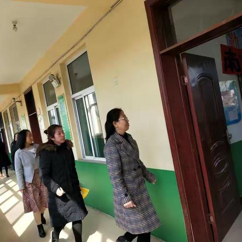 郝家庄学区南郭小学观看全省“三晋英才”支持计划启动大会