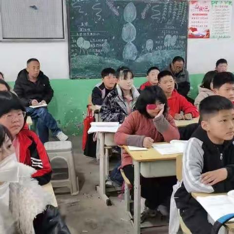 庄胡村小学听评课活动简讯（第五期）