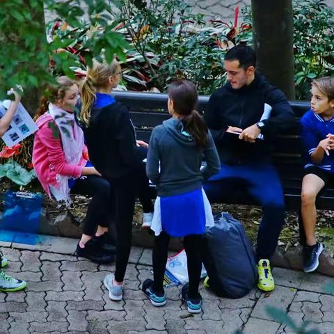 一群國際學校學生