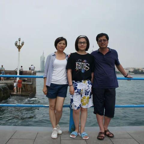 我们仨-20180726青岛之旅
