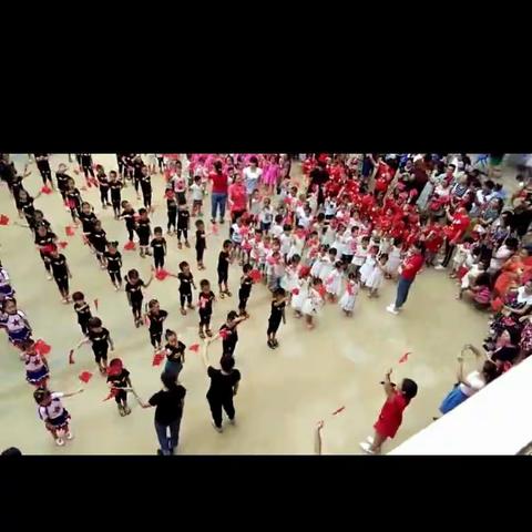 保育院“庆国庆、迎中秋”灯笼、美食节亲子活动