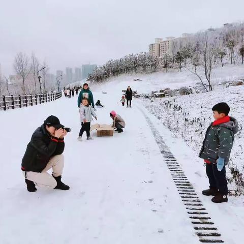 草海.北坡.滑雪