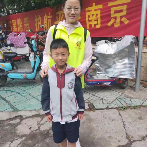 陈君阳，小小男子汉！
