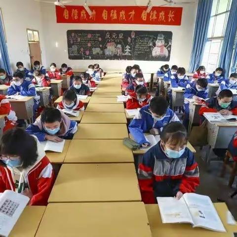 视频+长图，带你一起学习安全返校指南