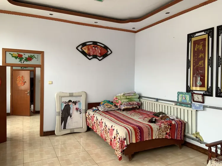 为什么年轻人不住东屋