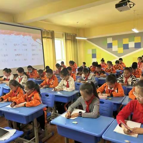 成说千古    语道八方一昌吉市第一小学成语竞赛