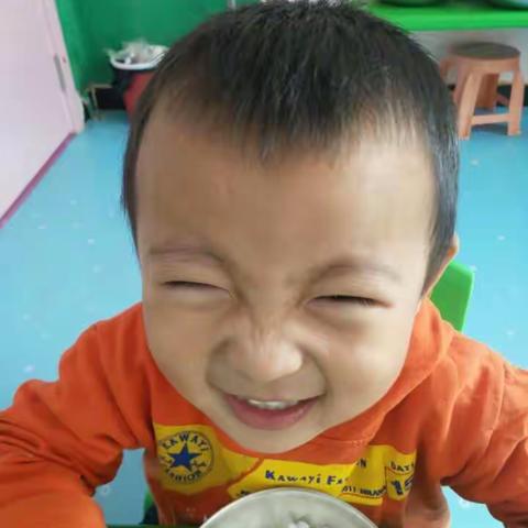 幼儿园是我家，老师是我的妈妈！！！