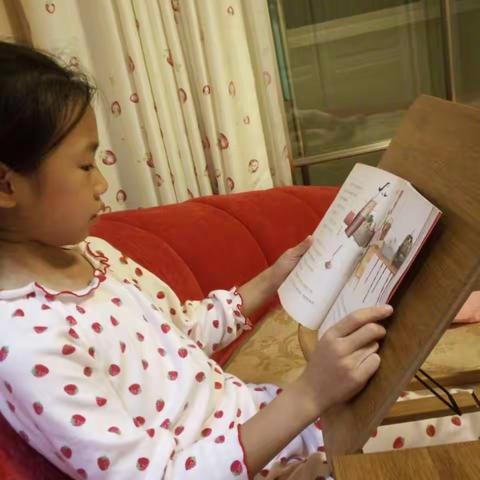 石浦小学205班众人“开船”兴致浓之初读