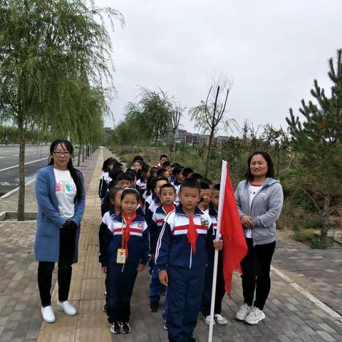 桃力民小学二四中队参观消防队实践活动