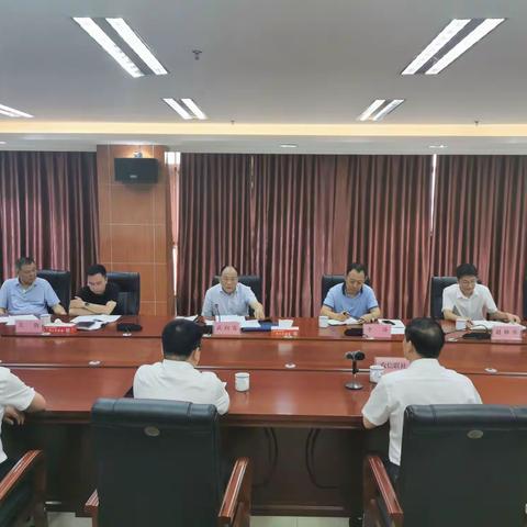 平顶山银保监分局副局长武向党一行到鲁山联社调研指导工作