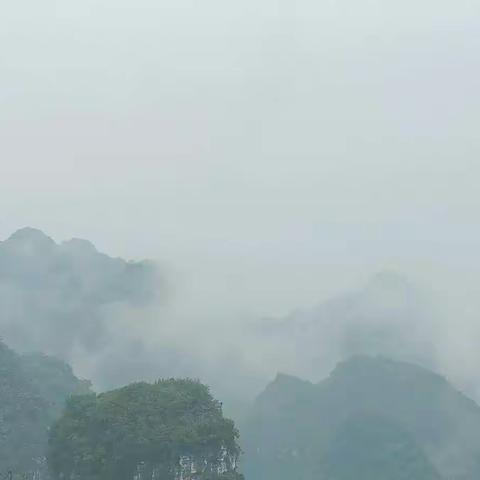 远方有多远？只有出发，才能到达。心心念念万峰林，我来了，不虚此行！