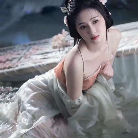 缘何执念，久郁成疾，把那颗心困厄原地——在荒凉的悲意中争渡两年