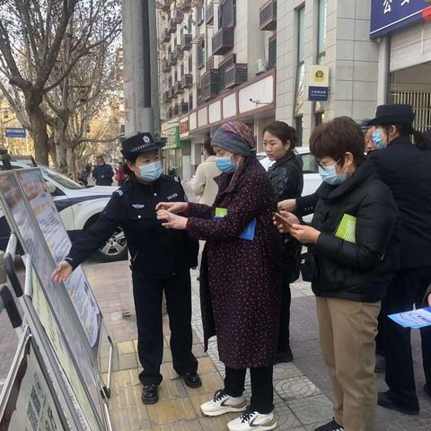 临潼分局指挥中心积极开展学雷锋志愿服务活动