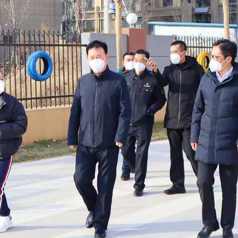 “抓实食堂管理 筑牢安全防线”——县人大常委会党组书记、主任刘方太一行到县第二实验幼儿园督导食堂管理工作