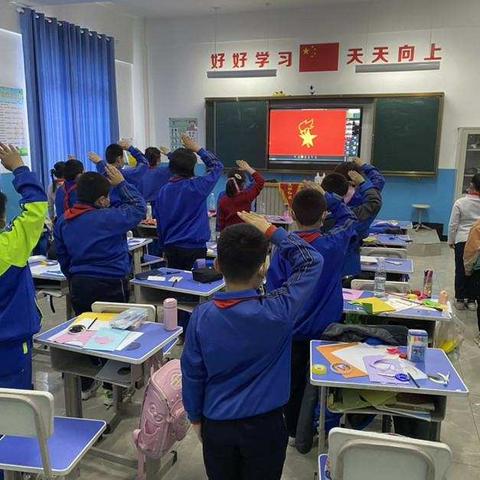 民族团结一家亲 同上一堂科学课―托克逊县第二小学融情实践线上营活动