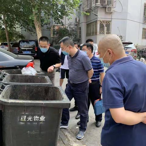 【花园路街道北影社区】区宣传部调研指导文明城区建设工作