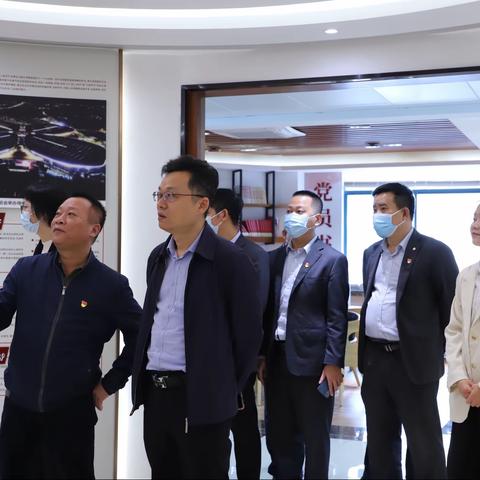 开拓党建工作新思路｜儋州农业银行党委与儋州城投党支部党建交流会