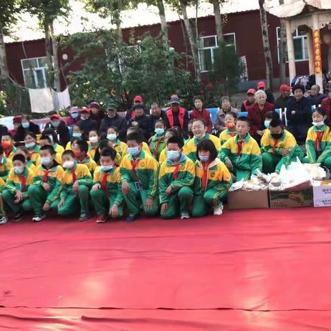 达旗第十一小学2017级2班重阳节慰问敬老院社会实践活动纪实