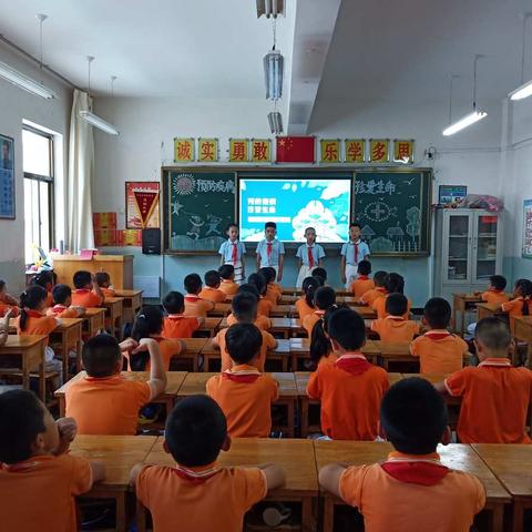 白银区第三小学二年级四班举行“预防疾病、珍爱生命”主题队会