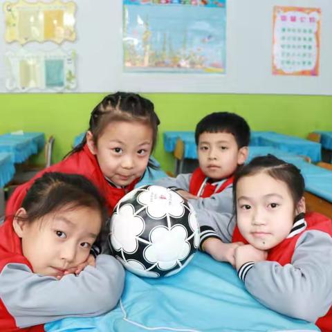 提前看到她成为小学生的样子！！
