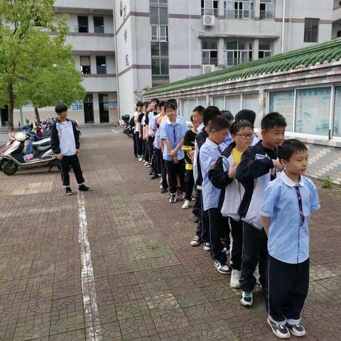 永丰中学七（15）防溺水专题体验教育活动