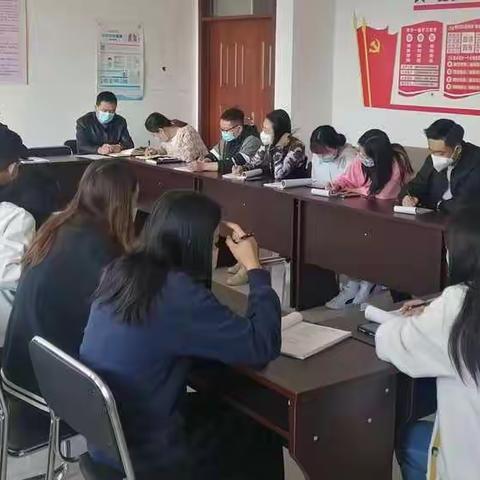 闻令而动 听令而行-杜尔基中学全力以赴确保学校各项工作稳定有序进行