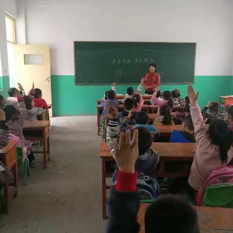 （邓李璋环寺学校进行消防演习活动）提高认识 增强技能 临危不乱 共建安全校园