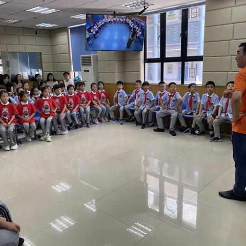 上戍小学与广场路小学互联网京剧进课堂教学系列活动 简      讯