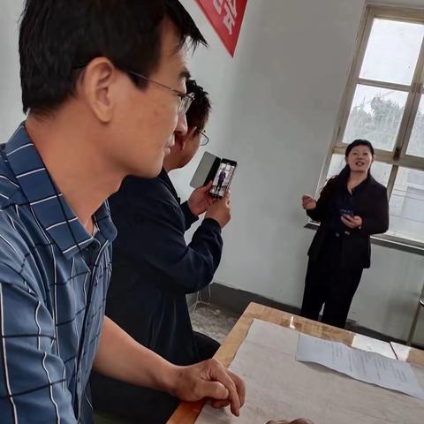 挥毫迎国庆，会友度中秋，平山县国学研究会翰墨丹青，以笔会友共度佳节！