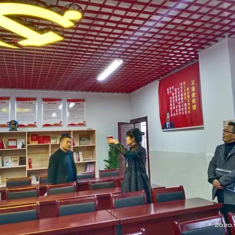 湘东镇中心校莅临河洲辅区开展党建三化工作检查（副本）