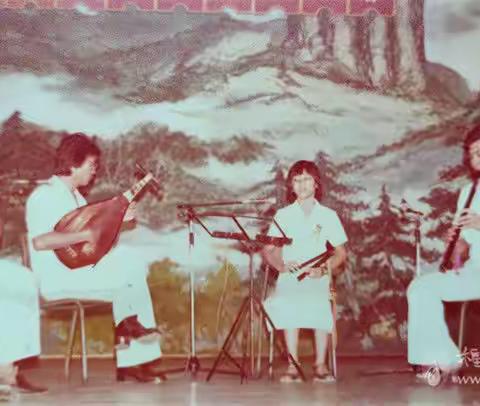 国际南音传人林素梅：要把儿时的快乐之音传下去 | 澳洲、柬埔寨、泰国、中国联合报道