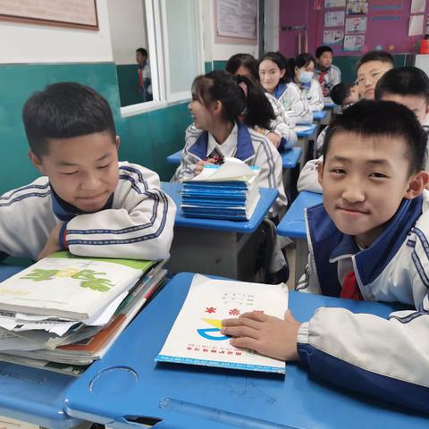 八年级（9）班12.9活动留影