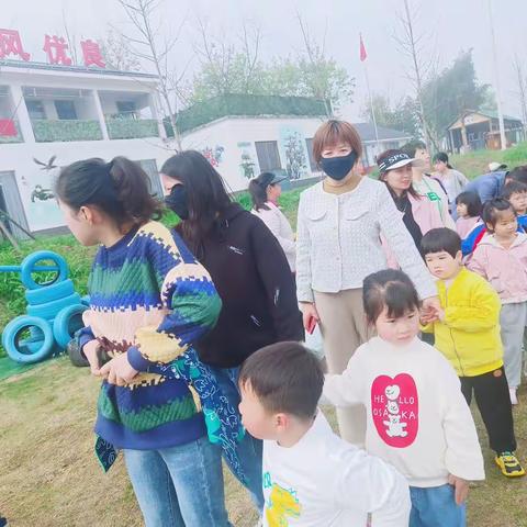 “迷彩童年   幸福相伴”——大同中心幼儿园上马分园小一班亲子研学活动