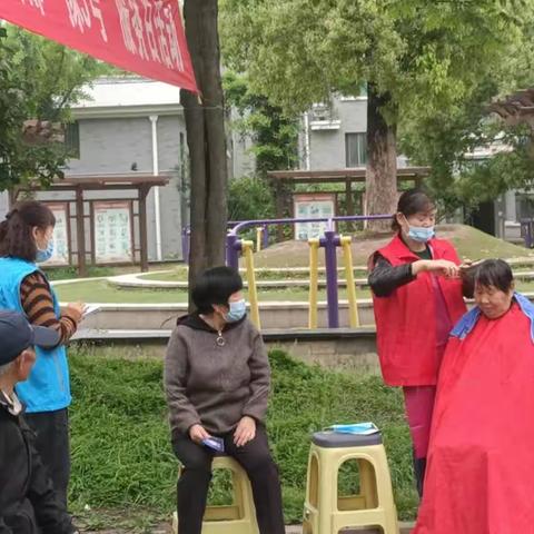 【把支部建进小区】豫新街道顺河集社区开展豫5号·便民服务日活动