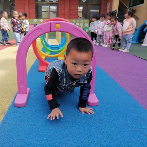 宫里镇萌蕾幼儿园托一班第九周精彩活动剪辑