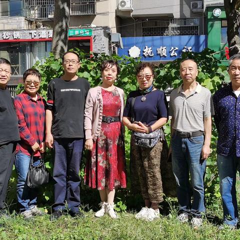 《抚顺满族记忆》组编工作会议之稿件整合汇报会