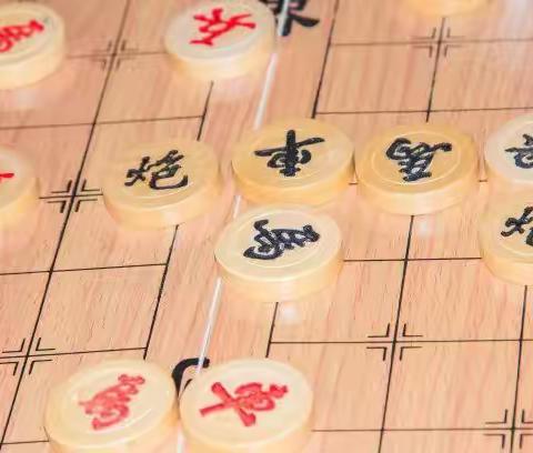 朗诵《下象棋》作者:何学兰 诵读:静缘