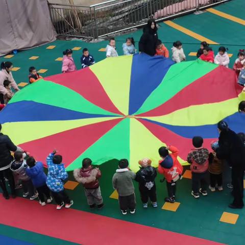 “冬去春来，“幼”见美好———白云乡中心幼儿园小二班新学期第一个月