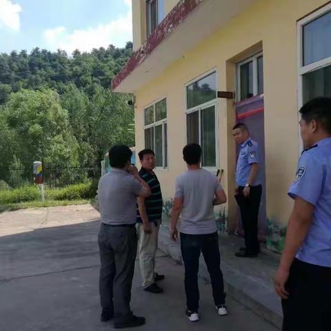 上庄小学防灾减灾日活动