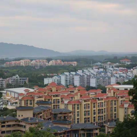清晨的兴隆
