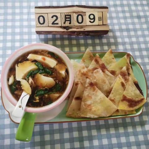 远航早期教育幼儿园每日食谱