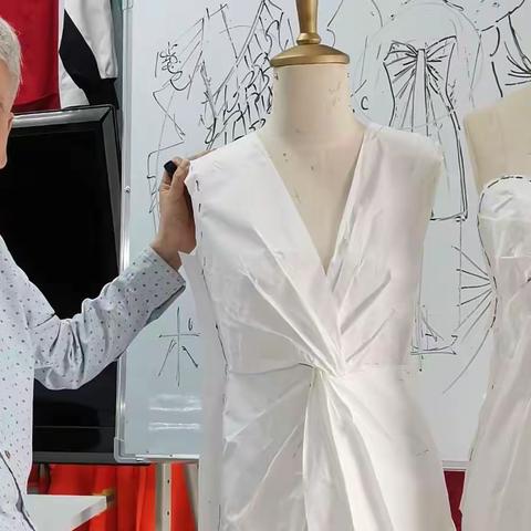 时代霓裳服装培训暑期班限期优惠（海宁校区）