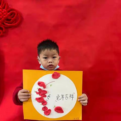 灏景园幼儿园小B班梁景尊小朋友成长记录